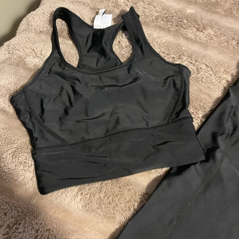 Workout Set - Picture 3 of 3